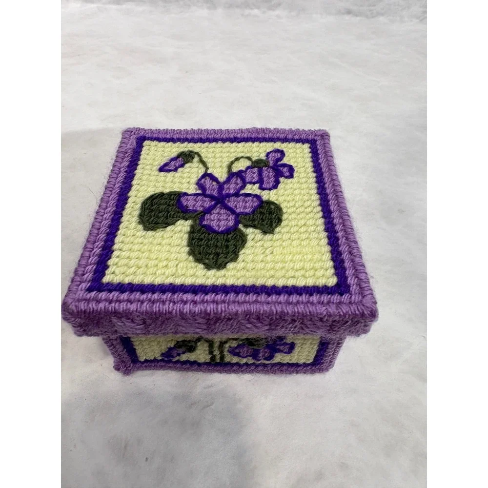 N/A vintage handmade